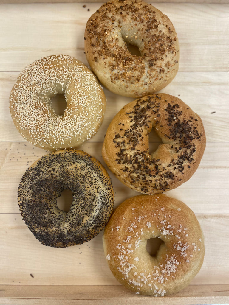 5 Bagels (6 oz) You can customize the bag too!